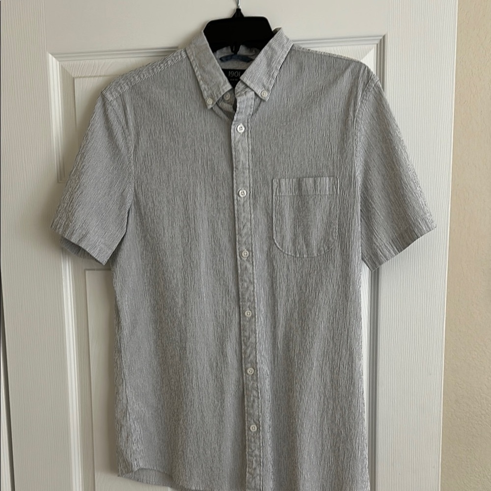 1901 Men's Gray Casual Button Down Shirt